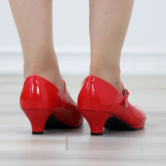 Red Patent Rockabilly Vintage Style Round Toe Kitten Low Heel Shoes - Picture 7 of 12